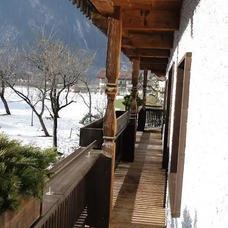 Landhaus Schosser-brandler Гостевой дом *