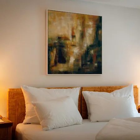 Гостьовий будинок Schoesser-brandler 4*